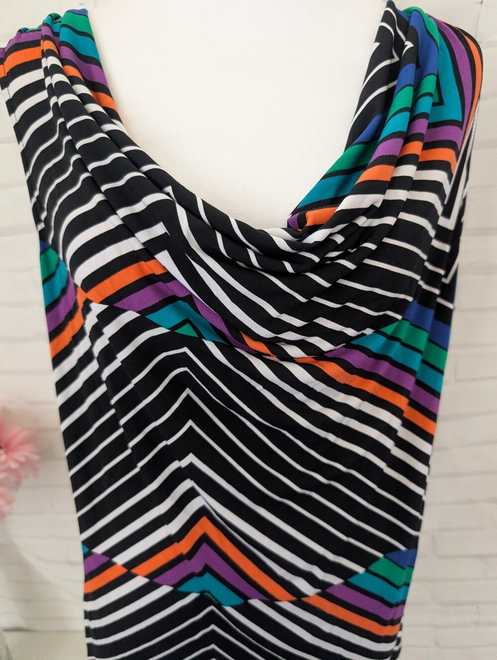 Calvin Klein Sleeveless Top Size XL - Picture 2 of 7